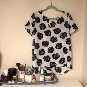 black & white rose printed top // chiffon